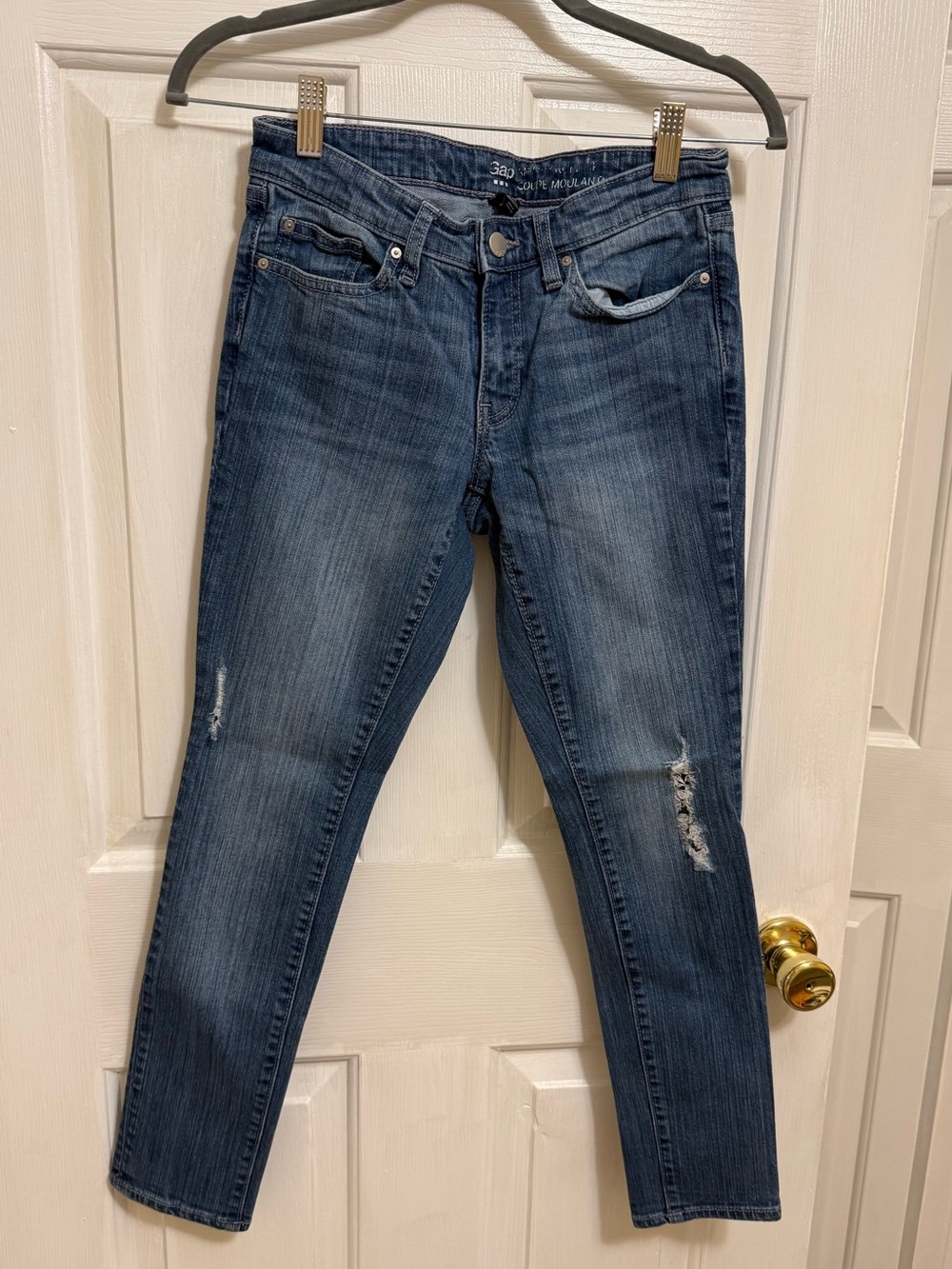 GAP Women's Skinny Jeans in Dark Blue Wash with Light Distressing